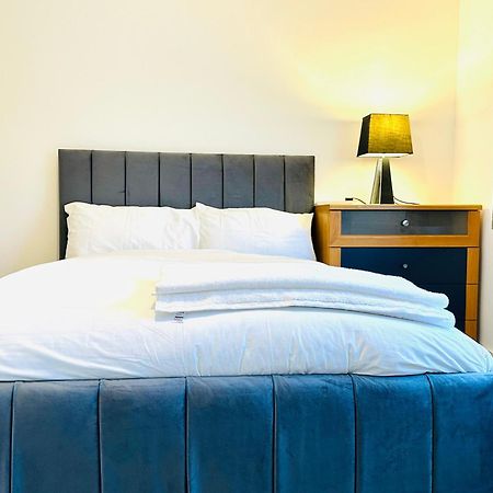 Отель 224 Newcastle Street Stoke-on-Trent Экстерьер фото
